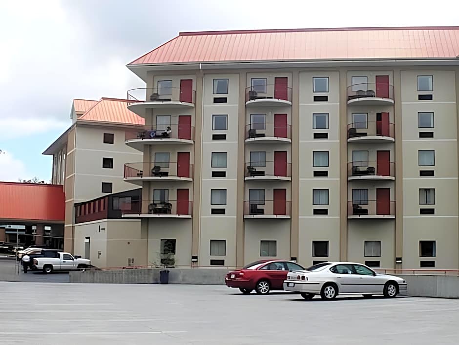 River Bend Inn - Pigeon Forge