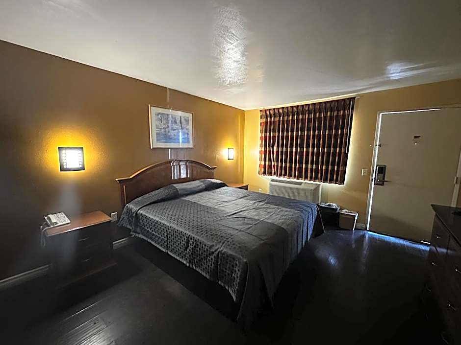 Sunpark Inn & Suites