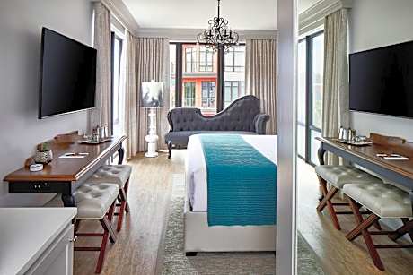 King Room with City View