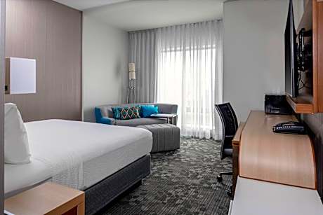 Guest Room, 1 King
