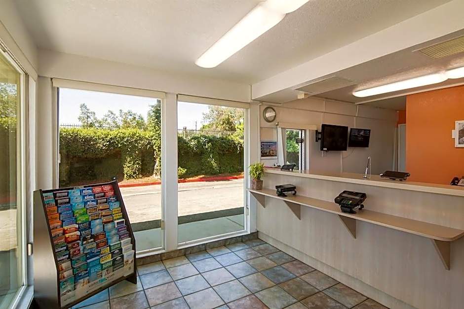 Motel 6-Sepulveda, CA - Los Angeles - Van Nuys - North Hills