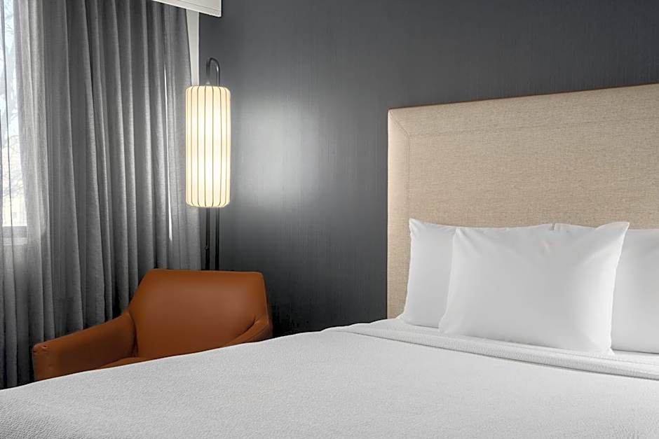 Courtyard by Marriott New Haven at Yale