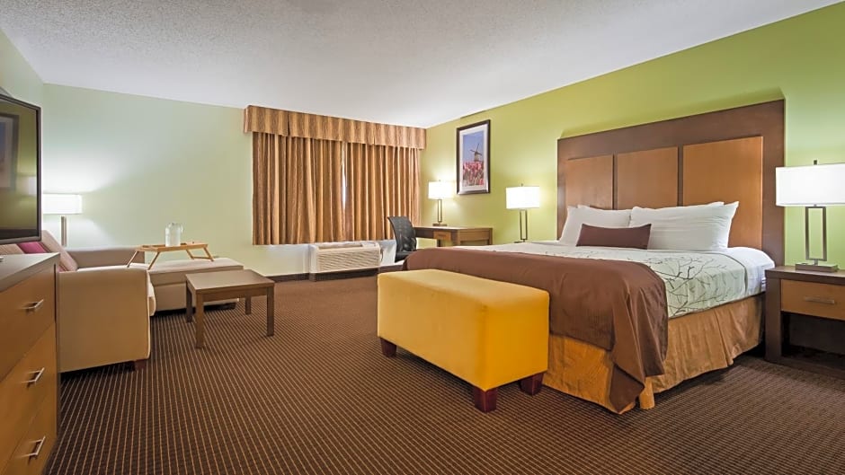 White Pine Inn & Suites