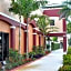 Plantation Inn Hotel And Lounge