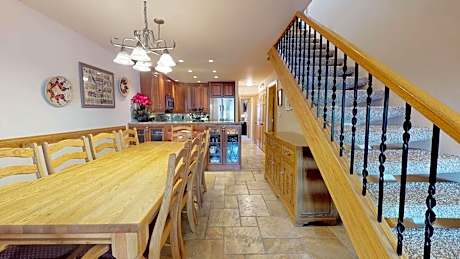 Enzian - CoralTree Residence Collection