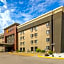 La Quinta Inn & Suites by Wyndham Des Moines West Clive