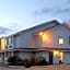 Super 8 by Wyndham Portland/Westbrook Area