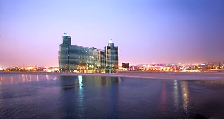 InterContinental Residence Suite Dubai Festival City By IHG