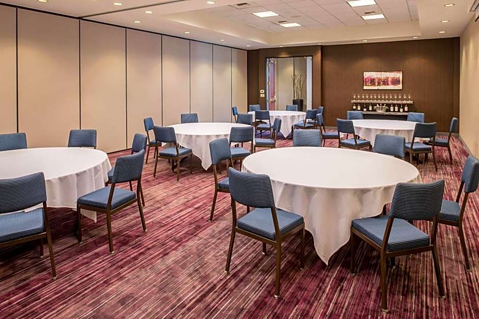 Courtyard by Marriott Seattle Federal Way