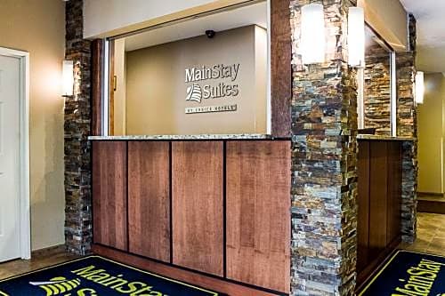 MainStay Suites Fargo