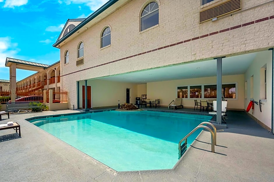 Quality Inn & Suites