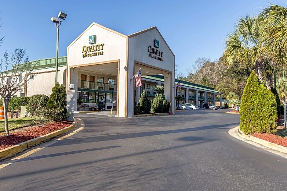 Quality Inn And Suites