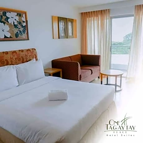 CaVane Staycations at Tagaytay