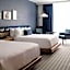Cambria Hotel Boston Somerville