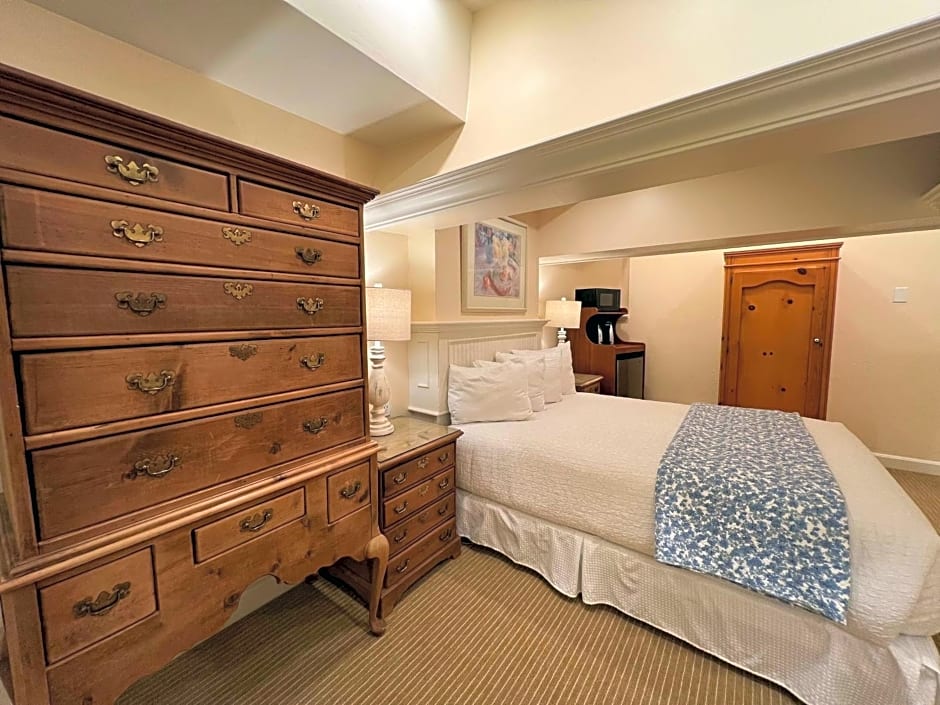 Best Western Grandma's Feather Bed