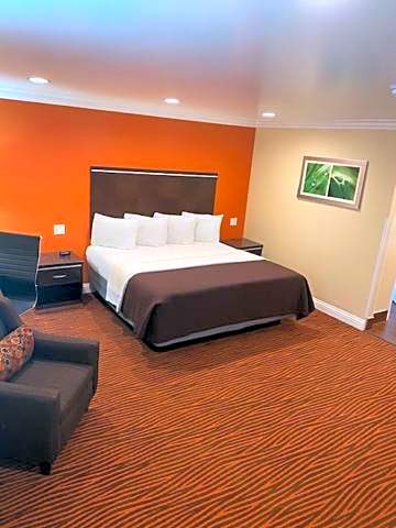 Convention Center Inn & Suites