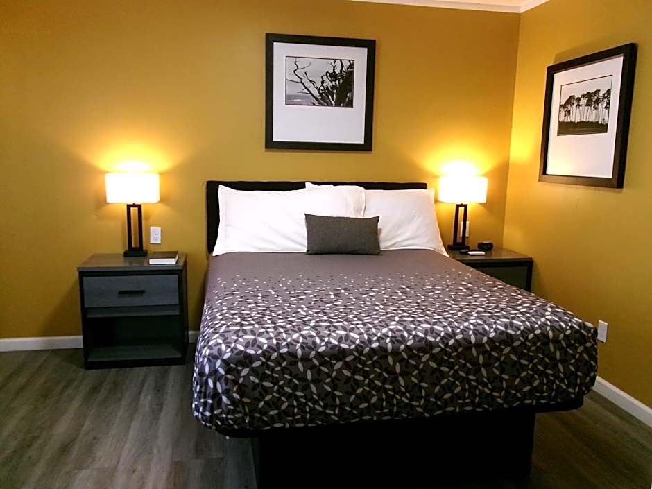 Carmel Wayfarer Inn