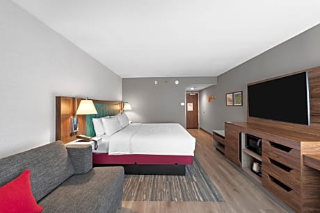 King Room with Sofa Bed