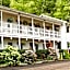 Chatham Travel Lodge