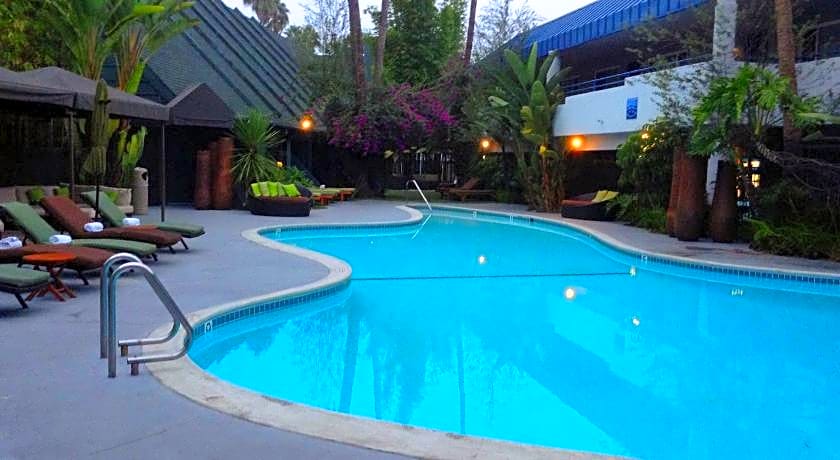 Hotel Current