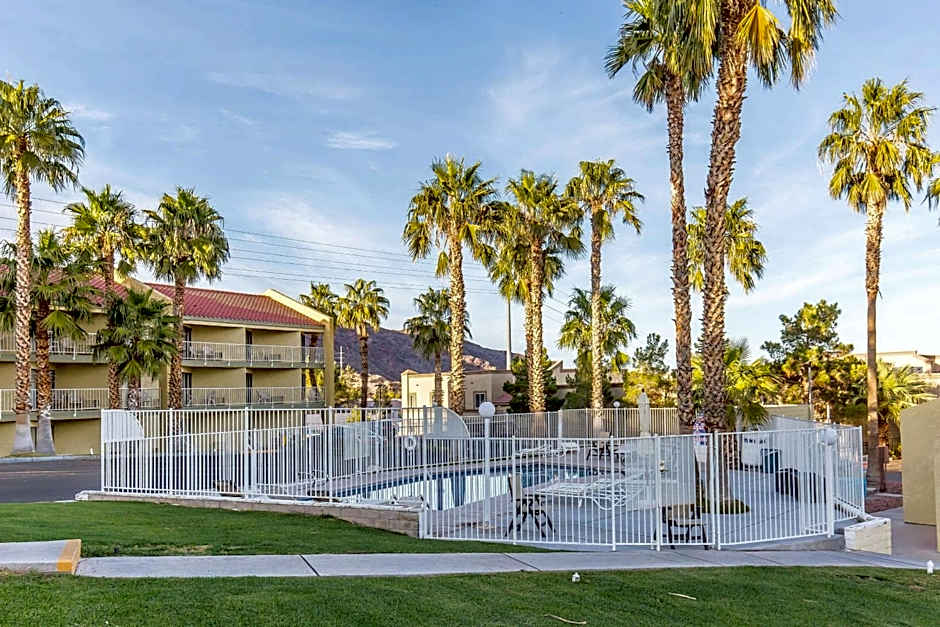 Lake Mead Inn