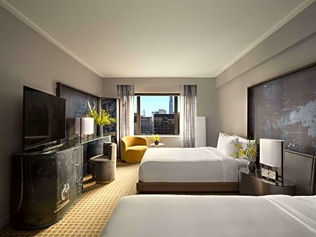 City View Two Queen ADA with Roll-in Shower