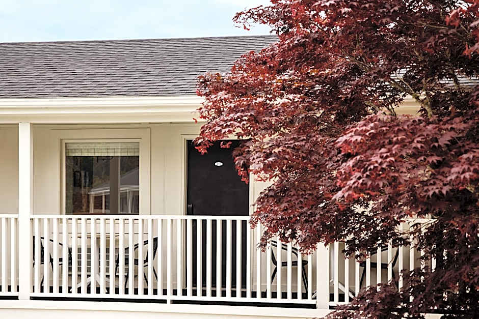 Parker Beach Lodge