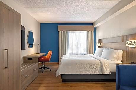 Standard King Room with Sofa Bed