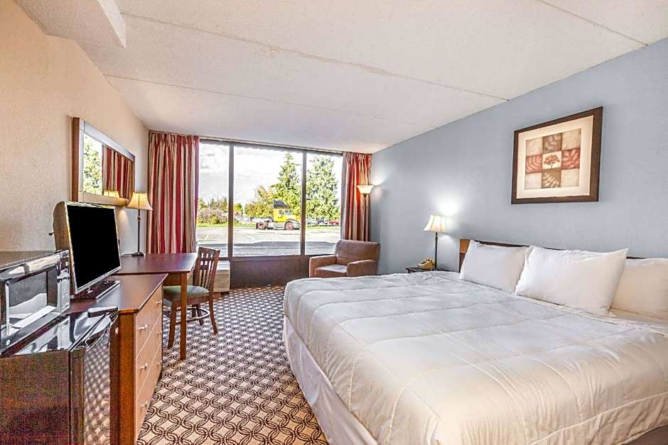 Days Inn by Wyndham Syracuse