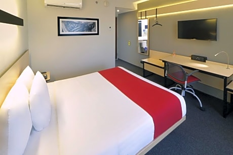 Queen Room