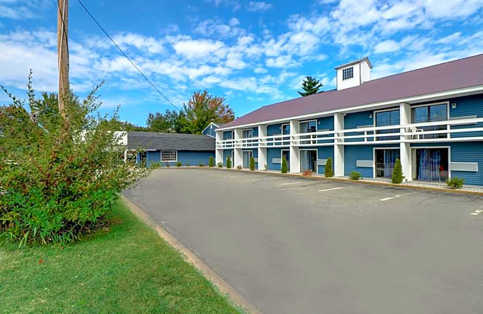 Yankee Clipper Inn
