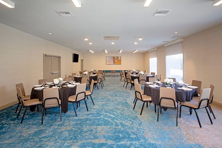 Holiday Inn Los Angeles - LAX Airport
