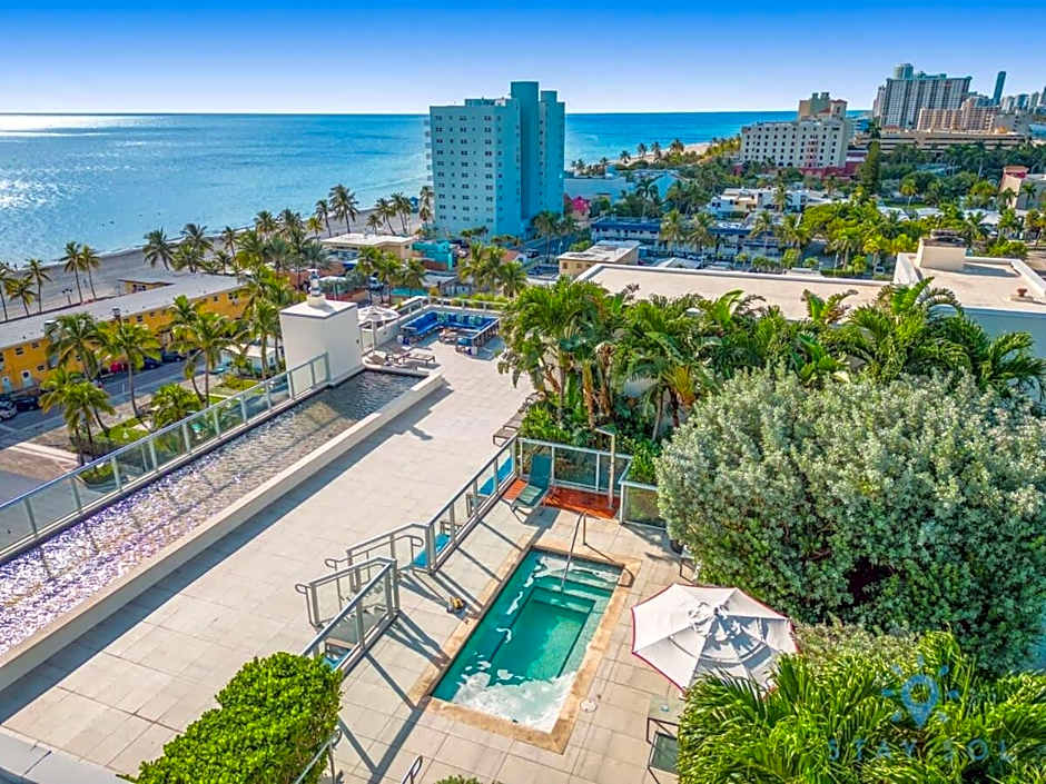 Best Stay - Rooftop Pool & Hot Tub - Hollywood Beach