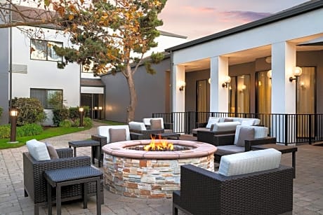 Courtyard by Marriott San Francisco Airport