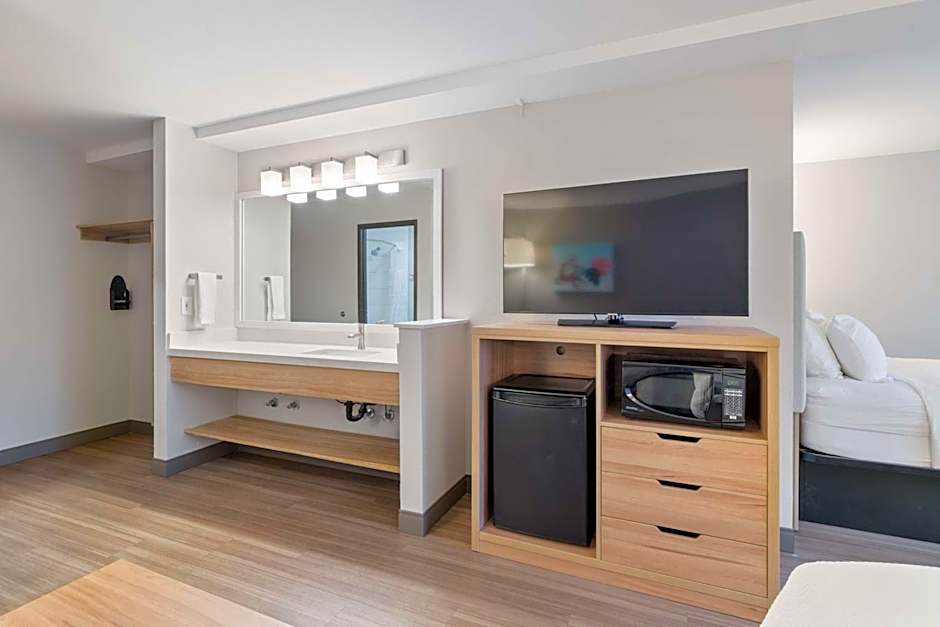 Best Western Lake Oswego Hotel & Suites