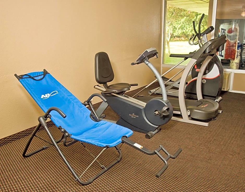 Express Inn & Suites