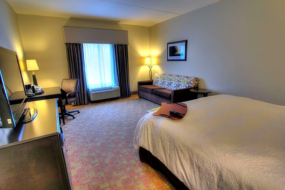 Hampton Inn By Hilton Pigeon Forge, TN