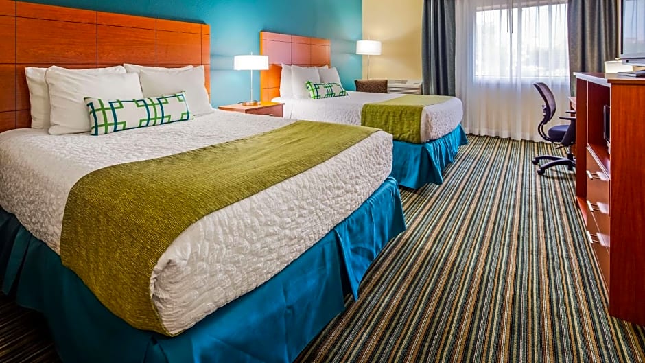 Best Western Warren Hotel
