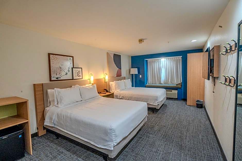 Spark by Hilton Sterling Dulles Airport