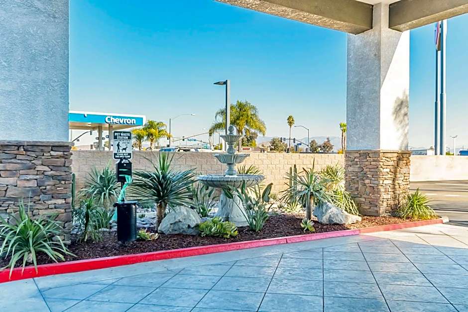 Studio 6 Suites Perris, CA