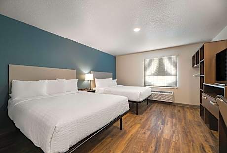 Standard Queen Room