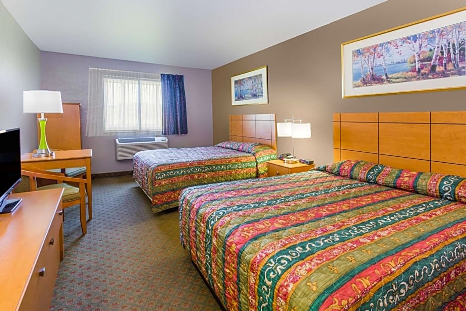 Super 8 by Wyndham Joliet I-55 N/Chicago