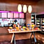 Aloft Boston Seaport District