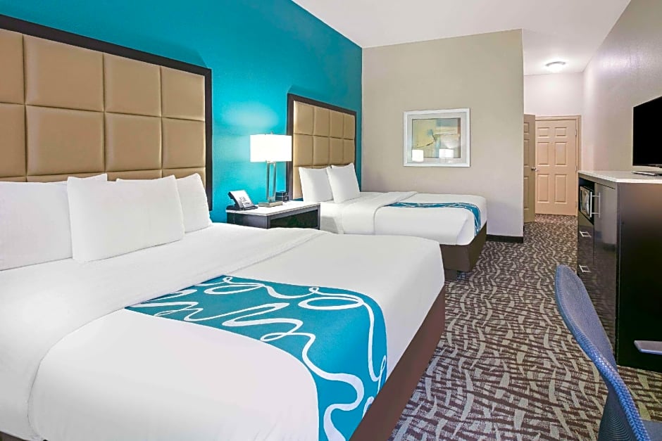 La Quinta Inn & Suites by Wyndham Paris
