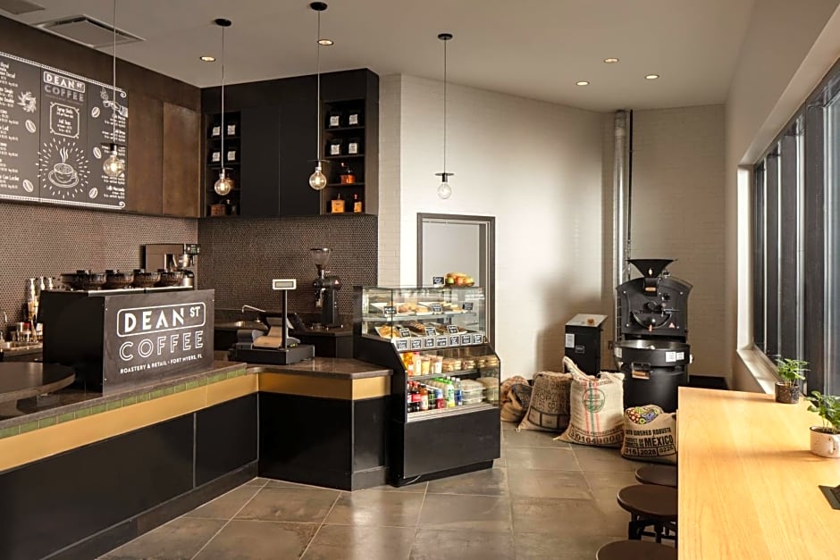 Luminary Hotel & Co., Autograph Hotels