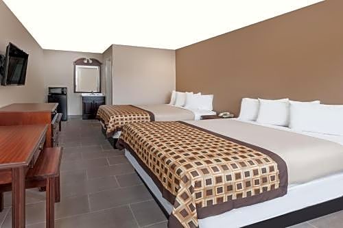 Deluxe Inn Denton