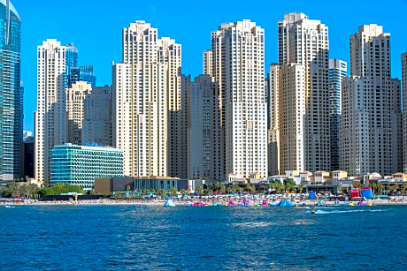 Hilton Dubai The Walk