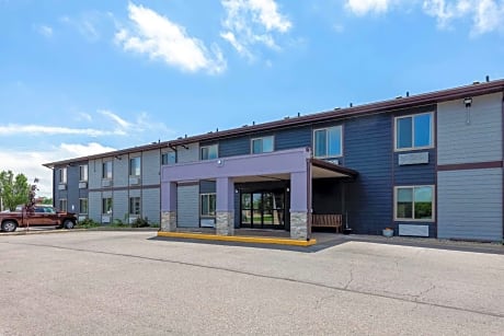 Clarion Pointe