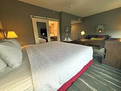King Room - Mobility Access/Non-Smoking