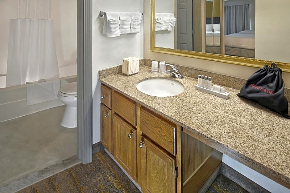 New Haven Village Suites